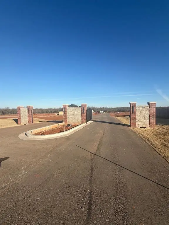 41385 Webb ST, Shawnee, OK 74804