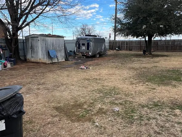 1328 Givens DR, Midwest City, OK 73110