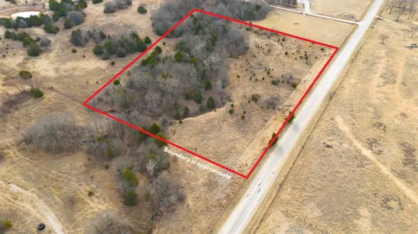 N Tract 2: 3320 RD, Wynnewood, OK 73098