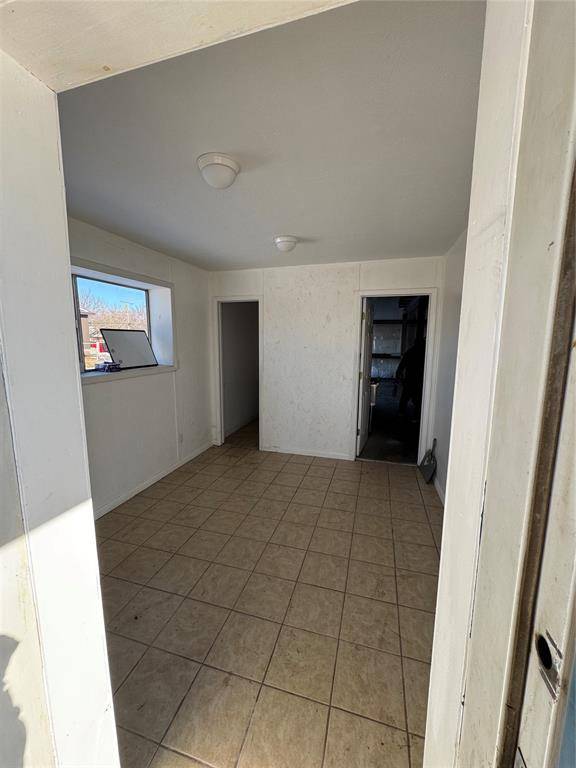 400 S Main ST, Elmore City, OK 73433