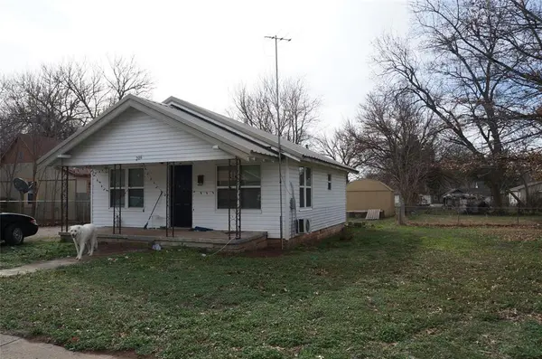 206 W Brule ST, Purcell, OK 73080