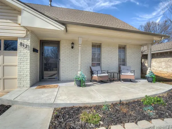812 E Annie CT, Norman, OK 73069