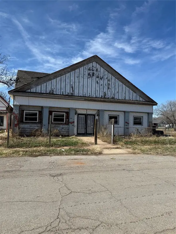 502 W Jefferson ST, Mangum, OK 73554