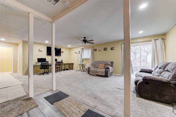13425 Chaparral RD, Norman, OK 73026
