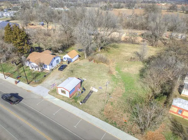 1834 Church AVE, Harrah, OK 73045