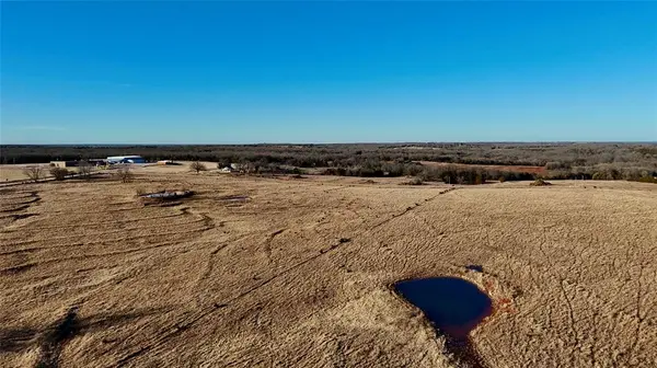 4 Wilshire DR, Mcloud, OK 74851