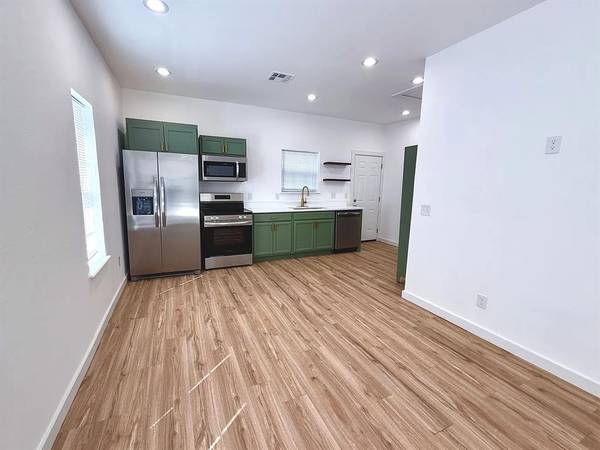 2701 NW 16th ST, Oklahoma City, OK 73107