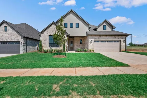 19324 S Country DR, Edmond, OK 73012