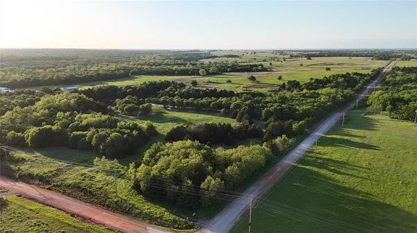 32 Casey RD, Carney, OK 74832