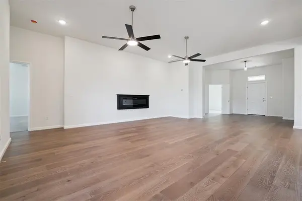 13500 Carlisle Crossing DR, Yukon, OK 73099