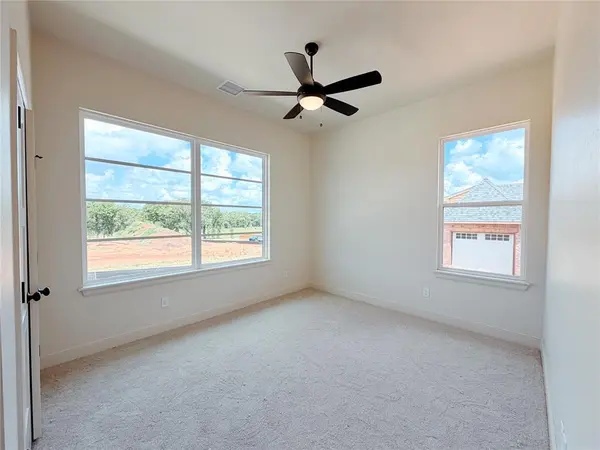 1032 Bison Ridge RD, Edmond, OK 73034