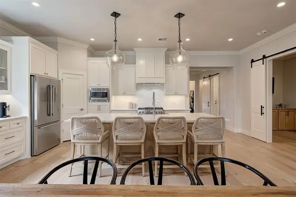 209 Pont De Normandie CT, Edmond, OK 73034