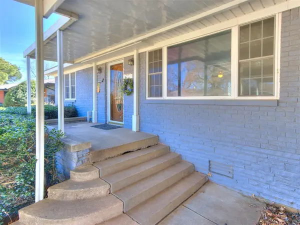 3052 NW 68th ST, Oklahoma City, OK 73116
