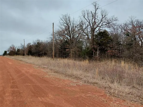 S Arcadia LN, Guthrie, OK 73044