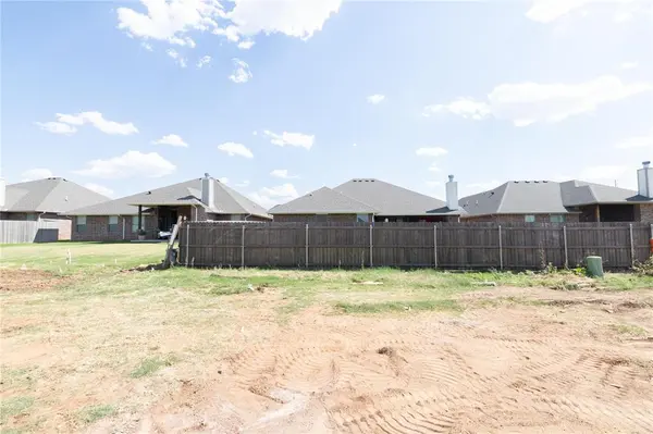 9312 NW 119th ST, Yukon, OK 73099