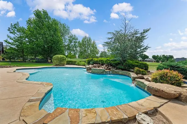 400 Heritage BLVD, Edmond, OK 73025