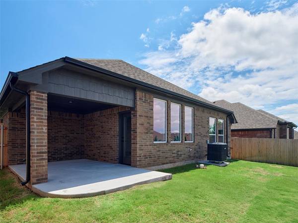 16305 Dakota DR, Oklahoma City, OK 73170