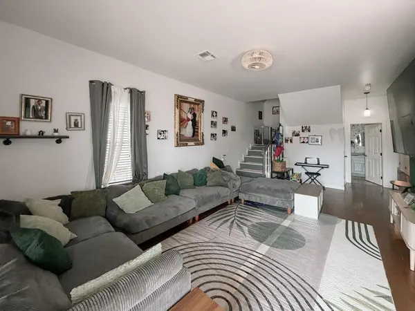 318 S Clark ST, Hinton, OK 73047