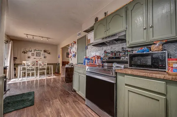 1837 City AVE, Moore, OK 73160