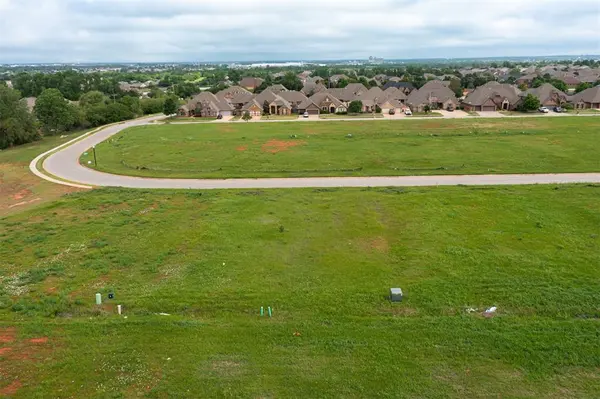 9320 SW 31st ST, Oklahoma City, OK 73179
