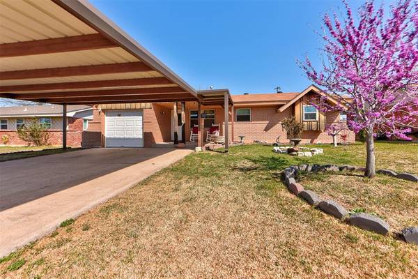 753 SW 1st ST, Moore, OK 73160