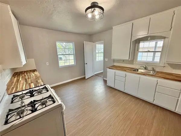 1601 C ST, Snyder, OK 73566