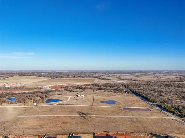 4 Stone River Ranch DR, Shawnee, OK 74804