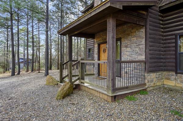318 Camp Ranch RD, Broken Bow, OK 74728