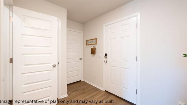 11524 SW 40th ST, Mustang, OK 73064