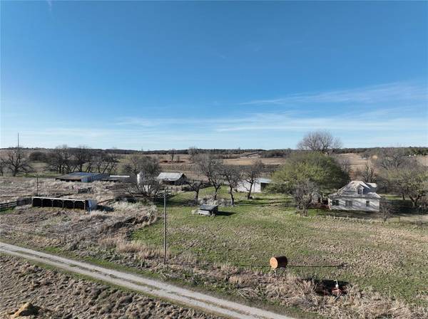 3730 County Street 2850, Ninnekah, OK 73067