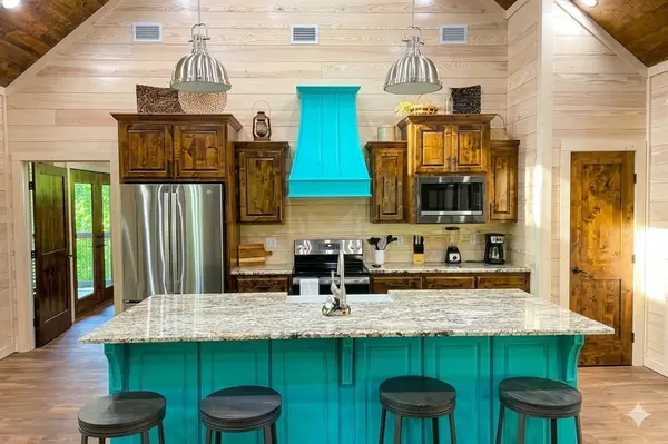 44 Winged Elm CIR, Broken Bow, OK 74728