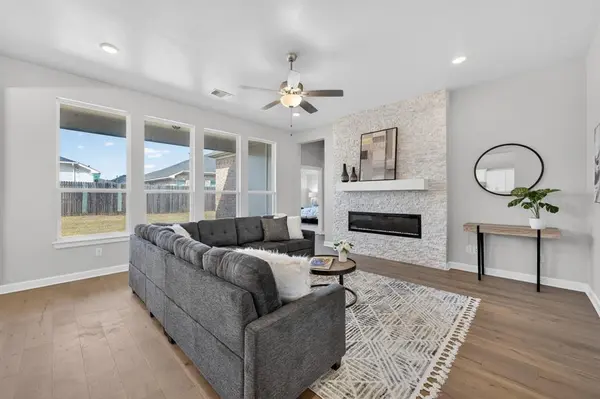 18009 Marea DR, Edmond, OK 73012