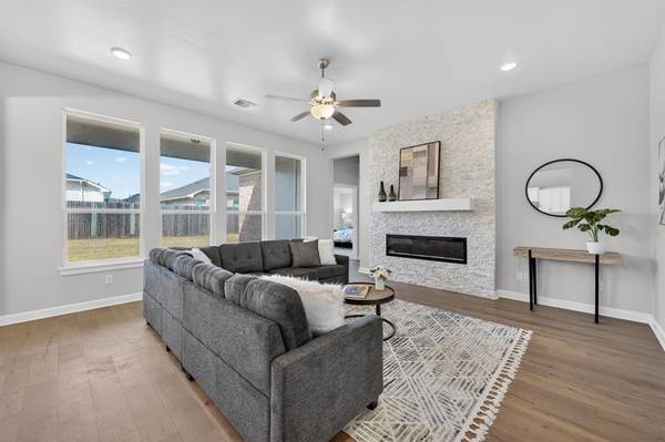 18009 Marea DR, Edmond, OK 73012