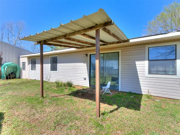 106 Englebretson LN, Tuttle, OK 73089