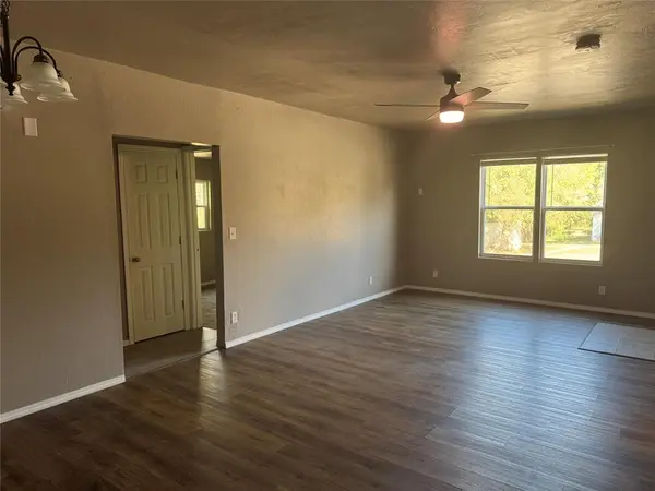 1209 E Whittaker ST, Shawnee, OK 74801