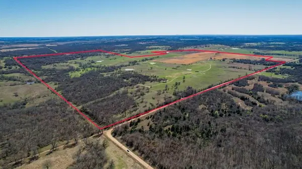 9573 W Rocking RD, Atoka, OK 74525