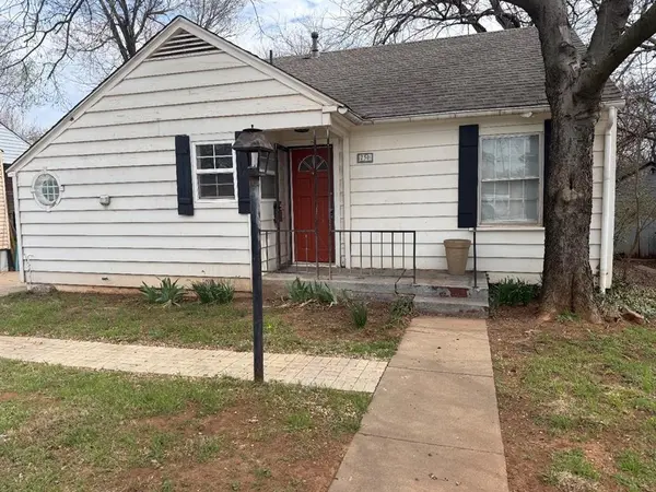730 S Littler AVE, Edmond, OK 73034