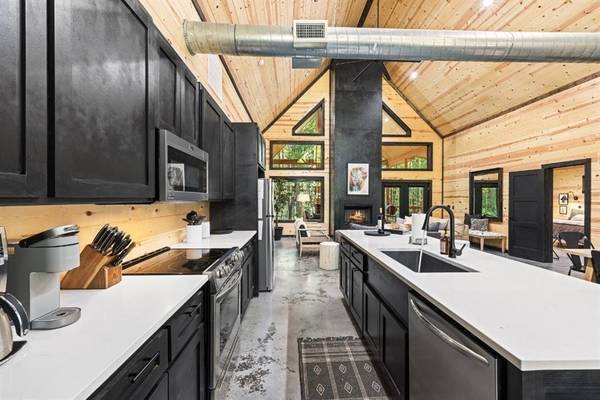 86 Preserve WAY, Broken Bow, OK 74728