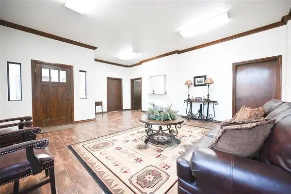 519 W Chickasha AVE, Chickasha, OK 73018