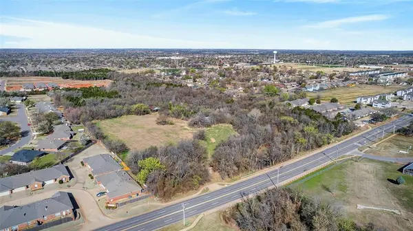0 N Kelly AVE #Tract 1, Edmond, OK 73003