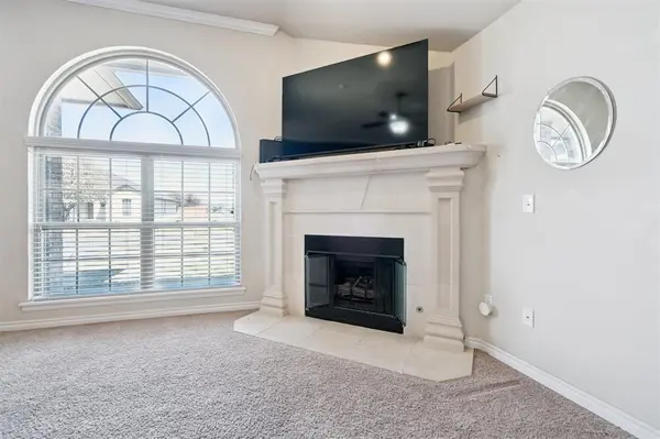 11520 SW 10th ST, Yukon, OK 73099