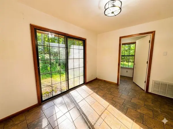 106 Tranquil LN, Hochatown, OK 74728