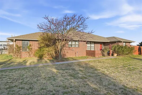 8717 Us Highway 183, Custer City, OK 73639