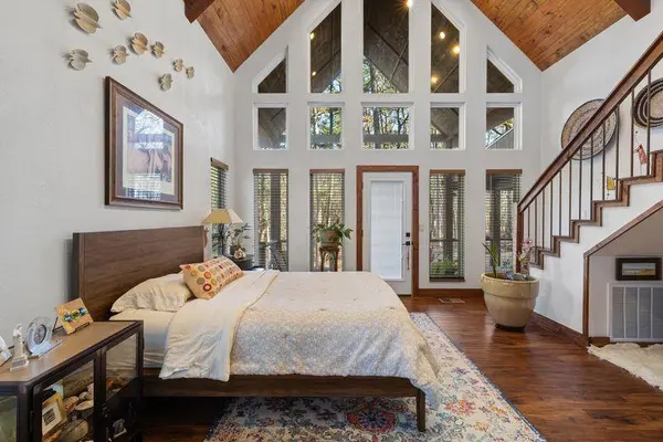 663 Chinook RD, Broken Bow, OK 74728