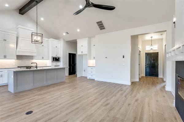 2233 SW 160th ST, Oklahoma City, OK 73170