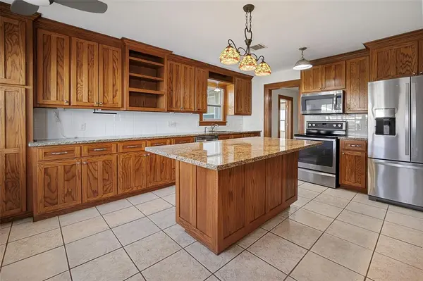 209 N Rush AVE, Rush Springs, OK 73082