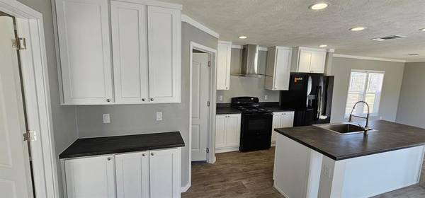 Address not disclosed, Eufaula, OK 74432