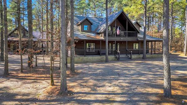658 Sugar Pine LOOP, Broken Bow, OK 74728