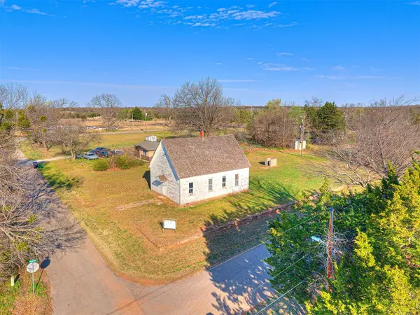 201 W 4th ST, Arcadia, OK 73007