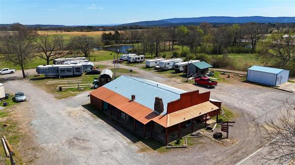 34668 Reichert Summerfield RD, Wister, OK 74966